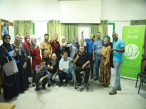مركز حملة يخرج الفوج الاول من الدورة التدريبية في الحملات والتسويق الرقمي لمؤسسات المجتمع المدني في غزة