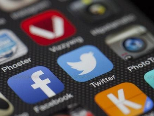Open Letter to Facebook, Twitter, and YouTube: Stop silencing critical voices from the Middle East and North Africa